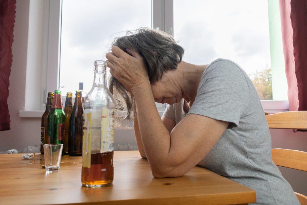 Las adicciones afectan las relaciones afectivas, deterioran la salud, el ámbito laboral y la economía del hogar.
